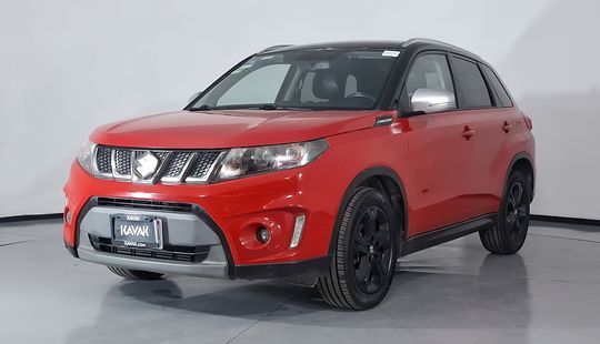 Suzuki • Vitara