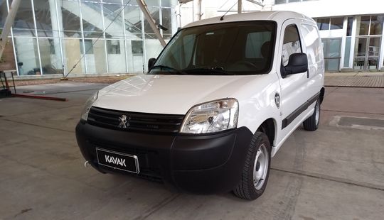 Peugeot • Partner