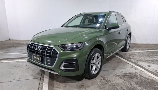 Audi • Q5