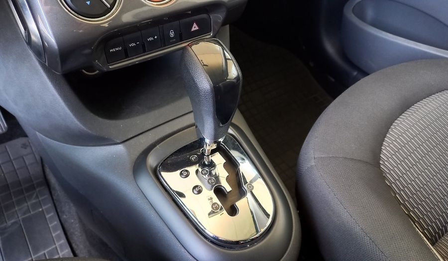 Citroen C3 1.6 FEEL AT Hatchback 2017