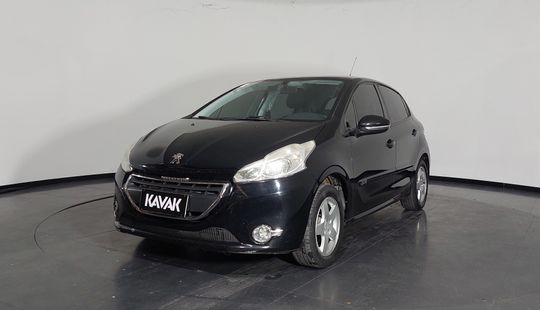 Peugeot • 208
