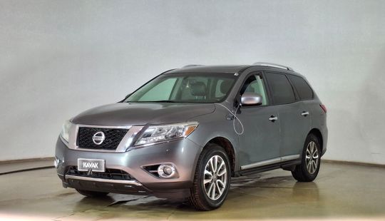 Nissan • Pathfinder