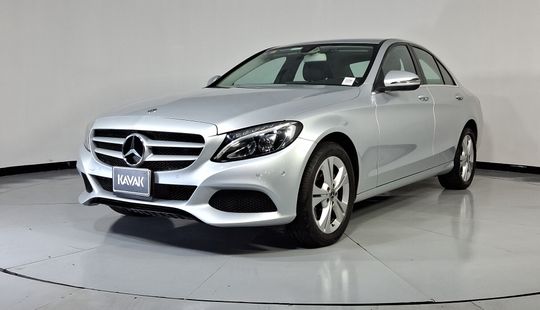 Mercedes Benz • Clase C