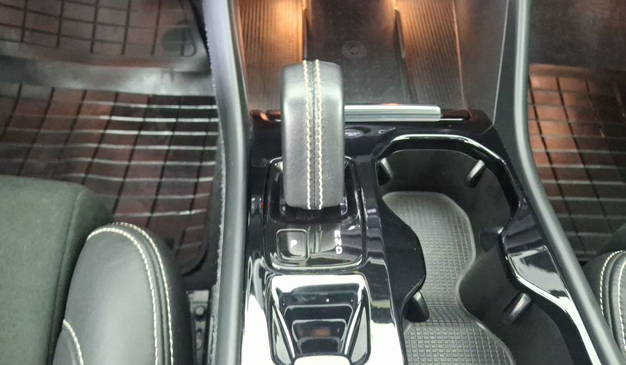 Volvo Xc40 1.5 T5 PHEV R-DESIGN RECHARGE DCT Suv 2022