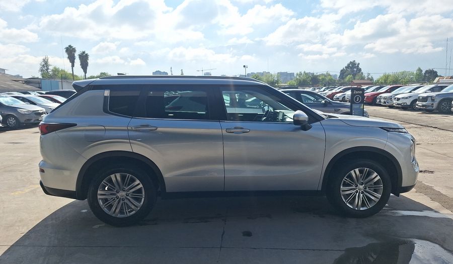 Mitsubishi Outlander 2.5 GL AUTO Suv 2023