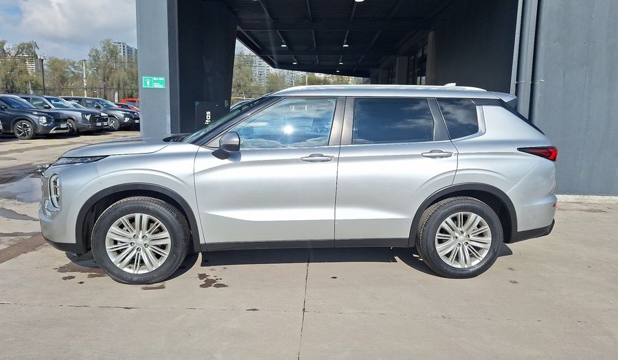 Mitsubishi Outlander 2.5 GL AUTO Suv 2023