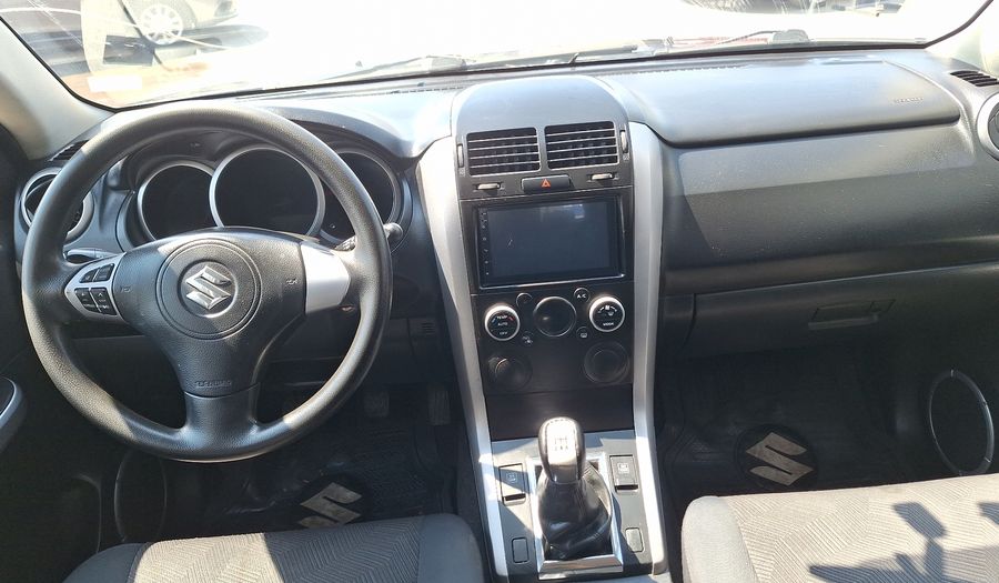 Suzuki Grandnomade 2.4 GLX SPORT Suv 2015
