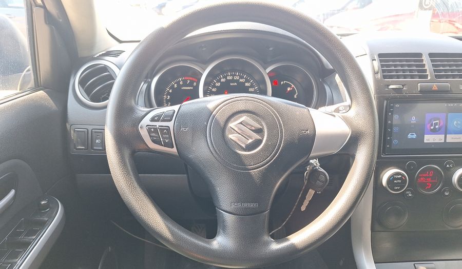 Suzuki Grandnomade 2.4 GLX SPORT Suv 2015