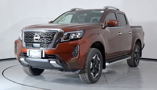 Nissan • Frontier