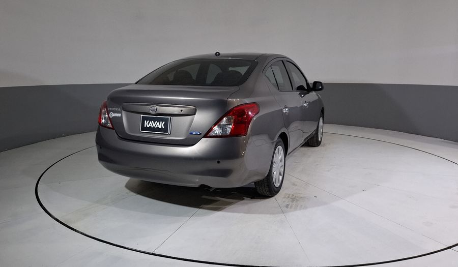 Nissan Versa 1.6 SENSE TA AC Sedan 2013