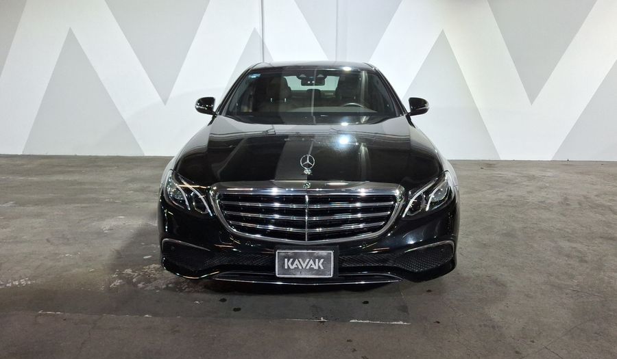 Mercedes Benz Clase E 2.0 200 EXCLUSIVE AUTO Sedan 2019