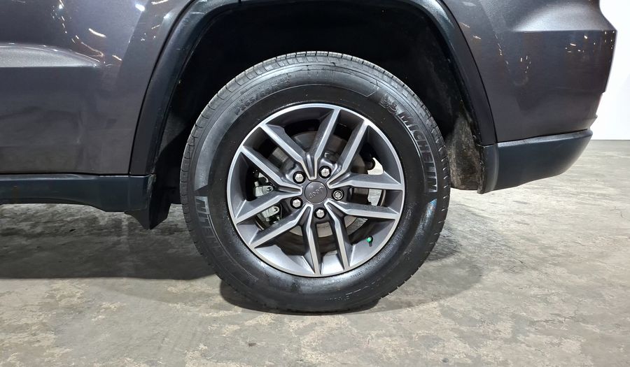 Jeep Grand Cherokee 3.6 LAREDO AUTO Suv 2020