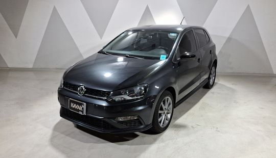 Volkswagen • Polo