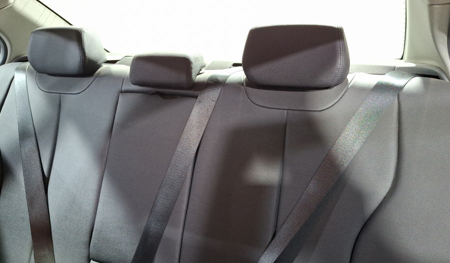 Bmw Serie 3 2.0 320IA LUXURY LINE Sedan 2014