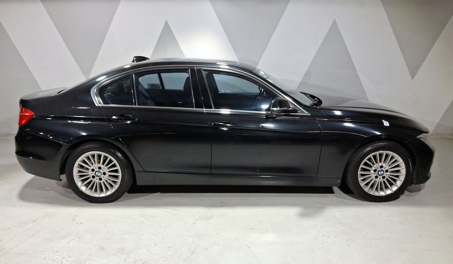 Bmw Serie 3 2.0 320IA LUXURY LINE Sedan 2014
