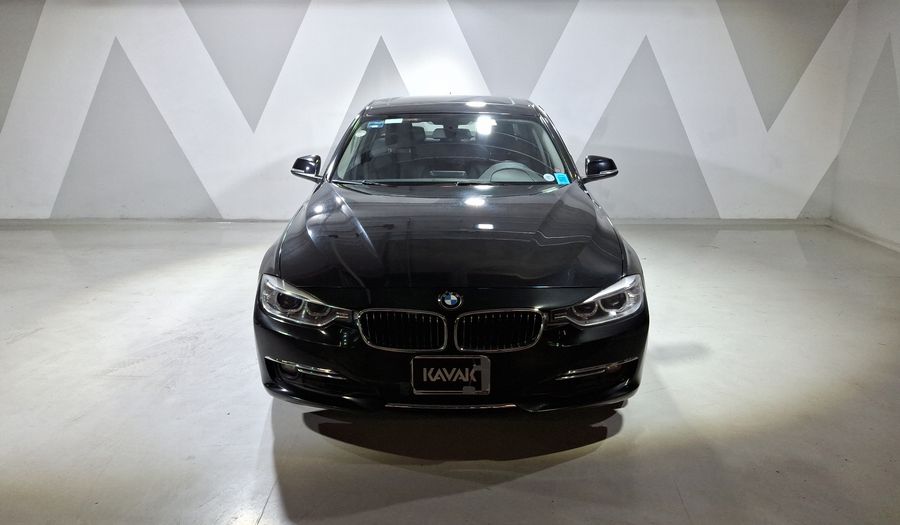Bmw Serie 3 2.0 320IA LUXURY LINE Sedan 2014