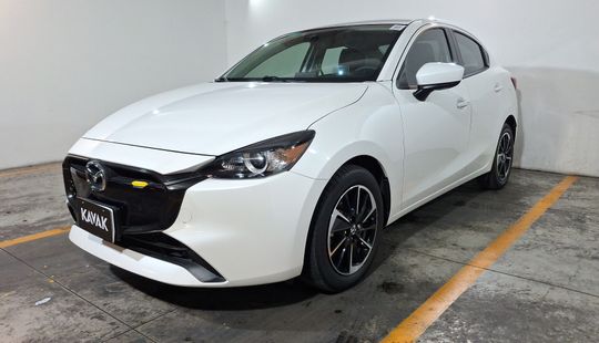 Mazda • Mazda 2