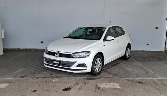 Volkswagen • Polo