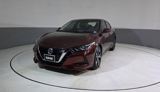 Nissan • Sentra