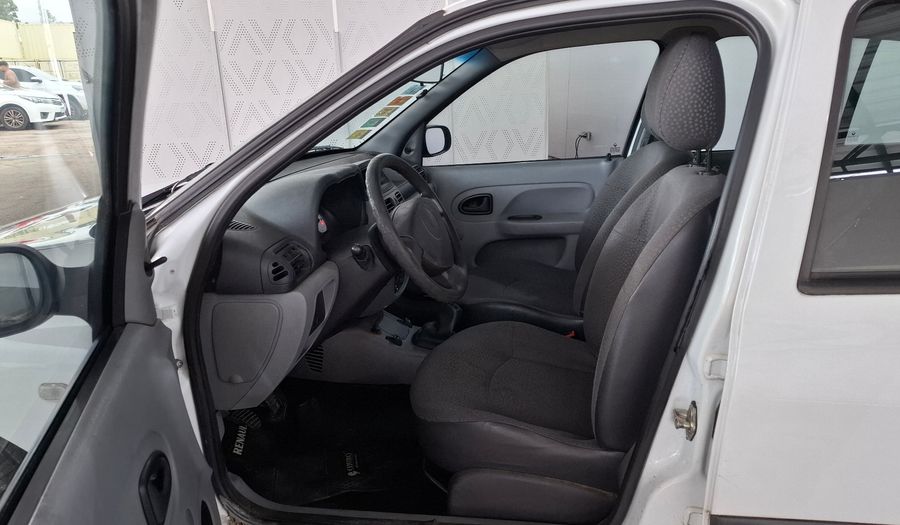 Renault Clio PACK Hatchback 2010