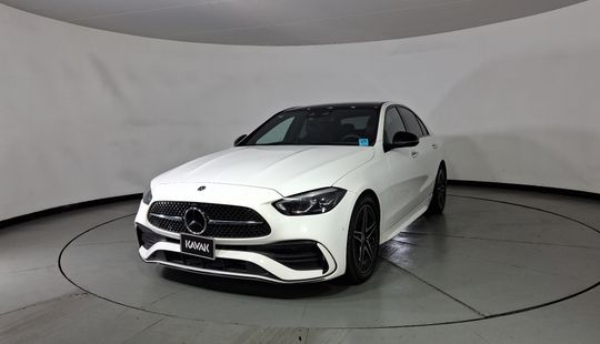 Mercedes Benz • Clase C