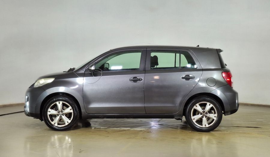 Toyota Urban Cruiser 1.3 Hatchback 2011