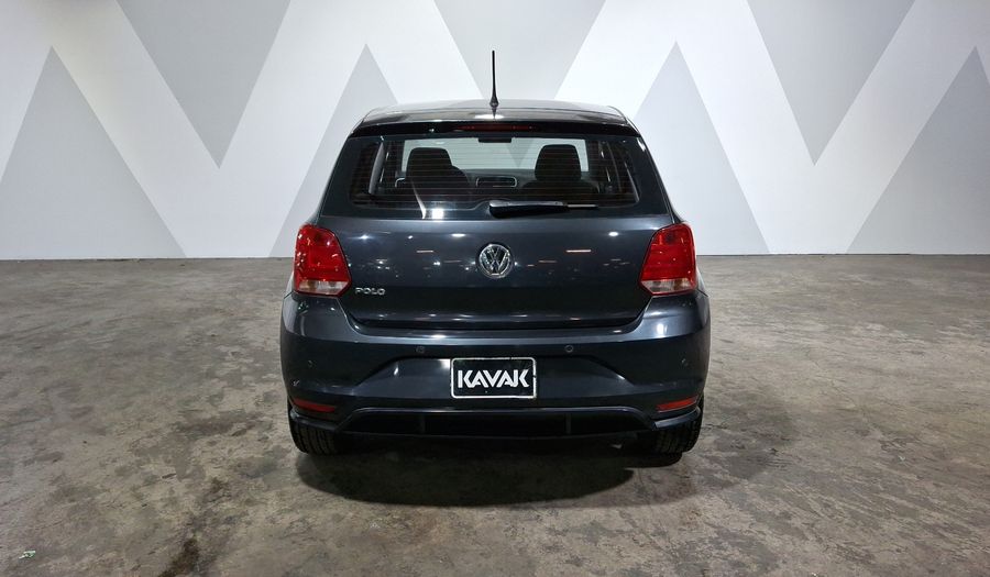 Volkswagen Polo 1.6 COMFORTLINE PLUS AUTO Hatchback 2021