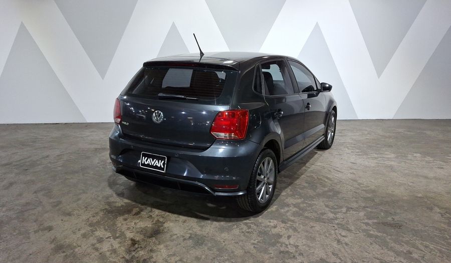 Volkswagen Polo 1.6 COMFORTLINE PLUS AUTO Hatchback 2021