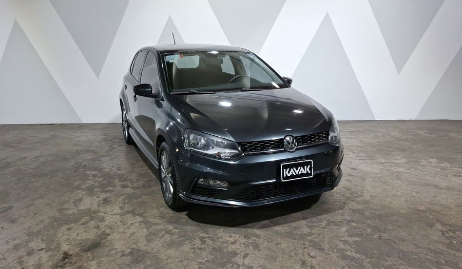 Volkswagen Polo 1.6 COMFORTLINE PLUS AUTO Hatchback 2021