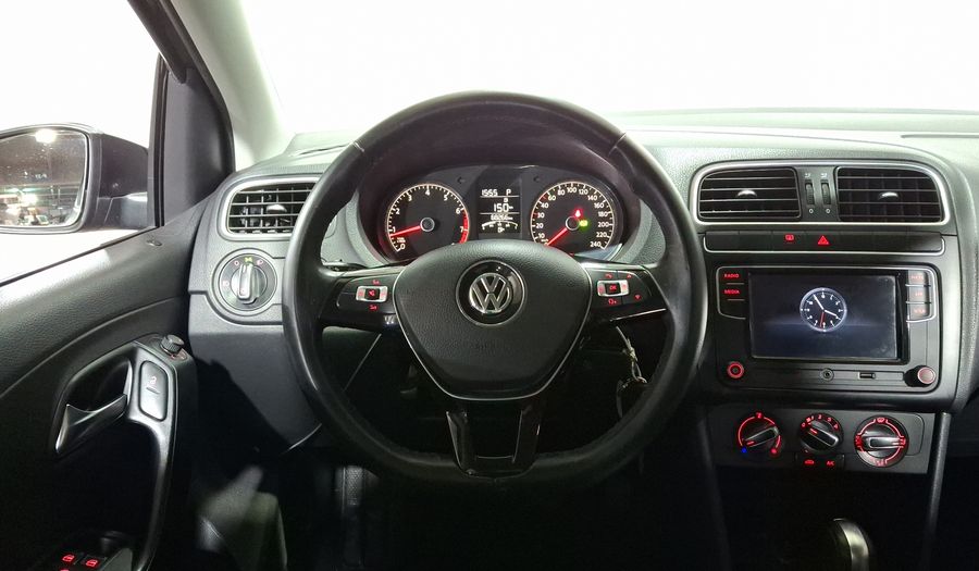 Volkswagen Polo 1.6 COMFORTLINE PLUS AUTO Hatchback 2021