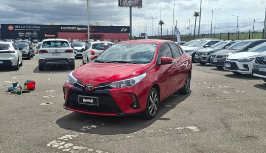Toyota • Yaris