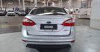 Ford Fiesta Kinetic Design 1.6 SE PLUS Sedan 2015