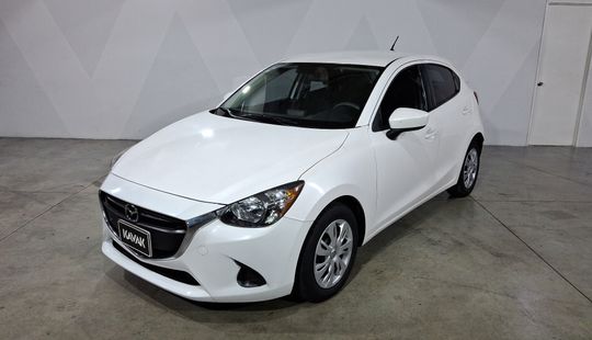 Mazda • Mazda 2