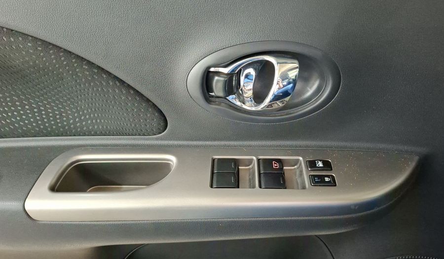 Nissan March 1.6 ADVANCE Hatchback 2020