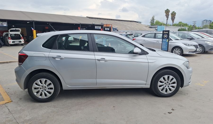 Volkswagen Polo 1.6 110 CV TRENDLINE Hatchback 2022