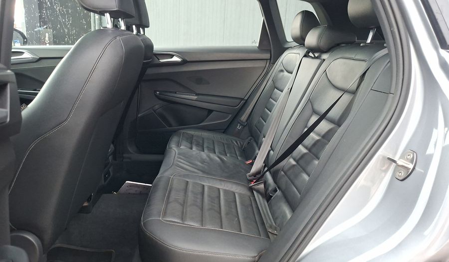 Volkswagen Taos 1.4 250 TSI HIGHLINE AUTO Suv 2023