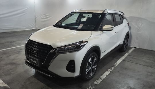 Nissan • Kicks Play