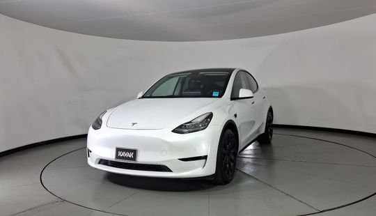 Tesla • Model Y