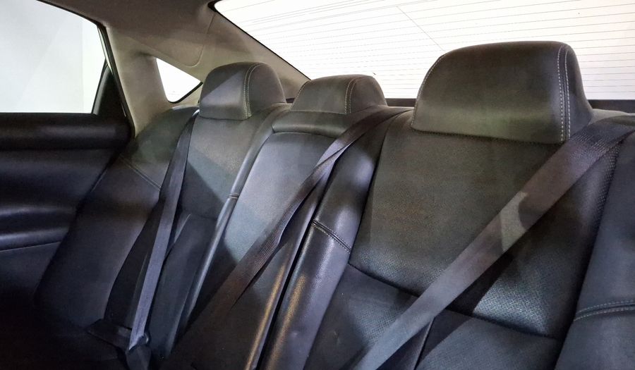 Nissan Altima 2.5 ADVANCE NAVI CVT Sedan 2017