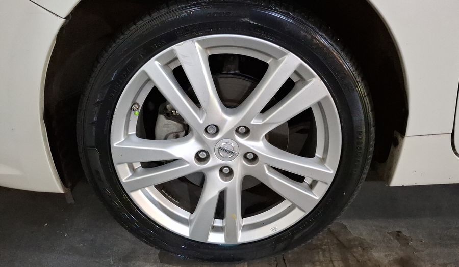 Nissan Altima 2.5 ADVANCE NAVI CVT Sedan 2017