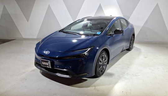 Toyota • Prius