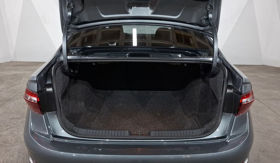 Volkswagen Jetta 1.4 COMFORTLINE AUTO Sedan 2023