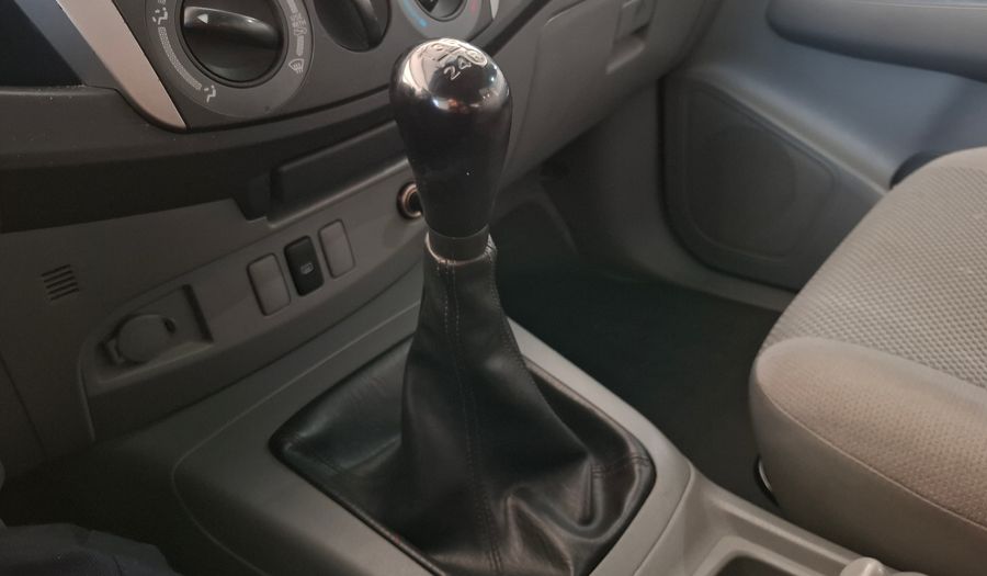 Toyota Hilux SRV 3.0 4X2 C/D TDI Pickup 2009
