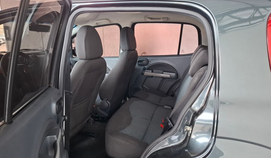 Fiat Uno 1.4 8V ATTRACTIVE 5P Hatchback 2012