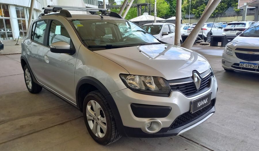 Renault Sandero Stepway 1.6 STEPWAY PRIVILEGE Hatchback 2019