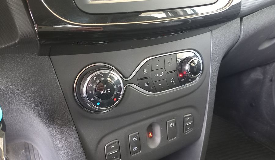 Renault Sandero Stepway 1.6 STEPWAY PRIVILEGE Hatchback 2019