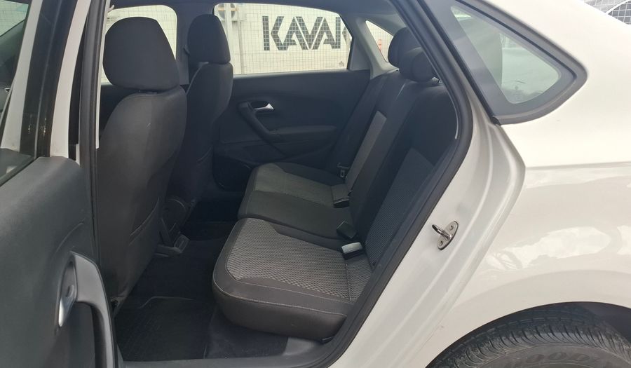 Volkswagen Polo 1.6 COMFORTLINE Sedan 2018
