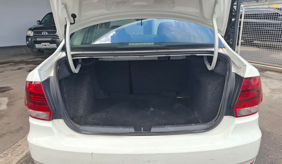 Volkswagen Polo 1.6 COMFORTLINE Sedan 2018