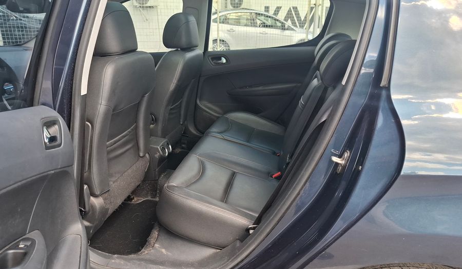 Peugeot 308 1.6 HDI FELINE Hatchback 2013