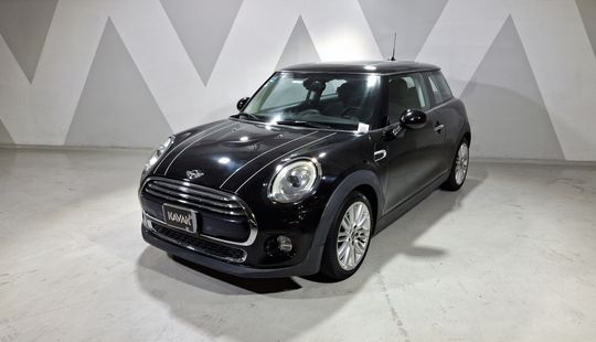 Mini • Cooper
